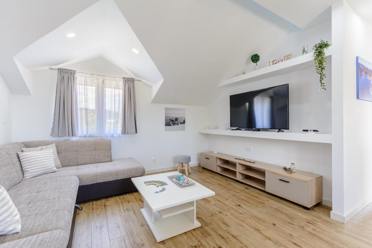 Apartment Darka 1 Сумартин Экстерьер фото